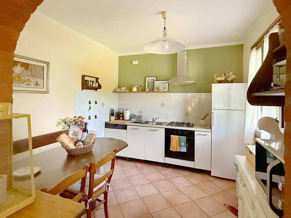 Appartamento Casa Gino Casale Marittimo 0*,  Italia